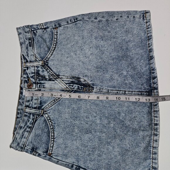 Stradivarius Stone Washed Denim Short Skirt Mini Jean USA Size 4 y2k - Picture 4 of 7